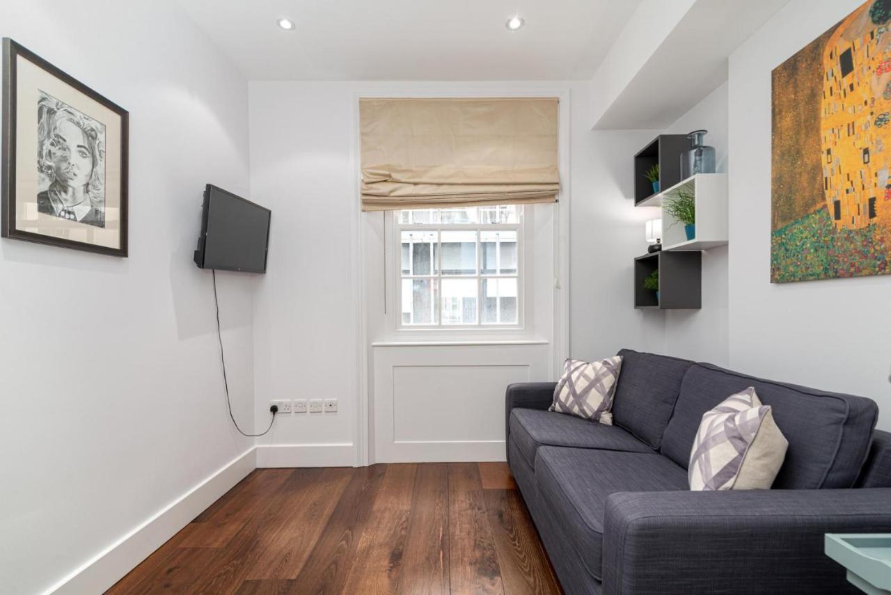 Appartement A Stunning Three Bedroom In Mayfair *