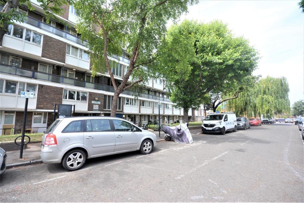 Zone 2 Two Bedroom Maisonette Appartement Londen