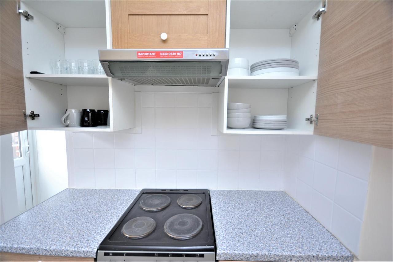 Hébergement de vacances Cheerful 3 Bedroom In Greater *