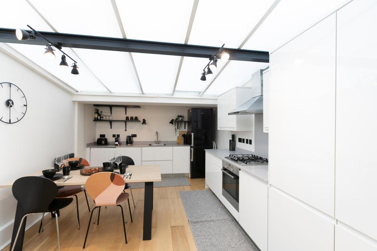 Penthousestays Chelsea - Luxury 2 Bedroom W/king Bed - Near King's Road Apartment