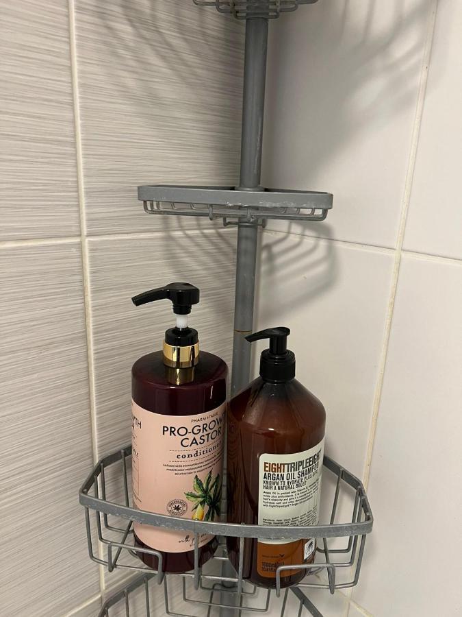 Hipster 5 Double Beds , 2 Big Bedrooms In Hackney Appartamento