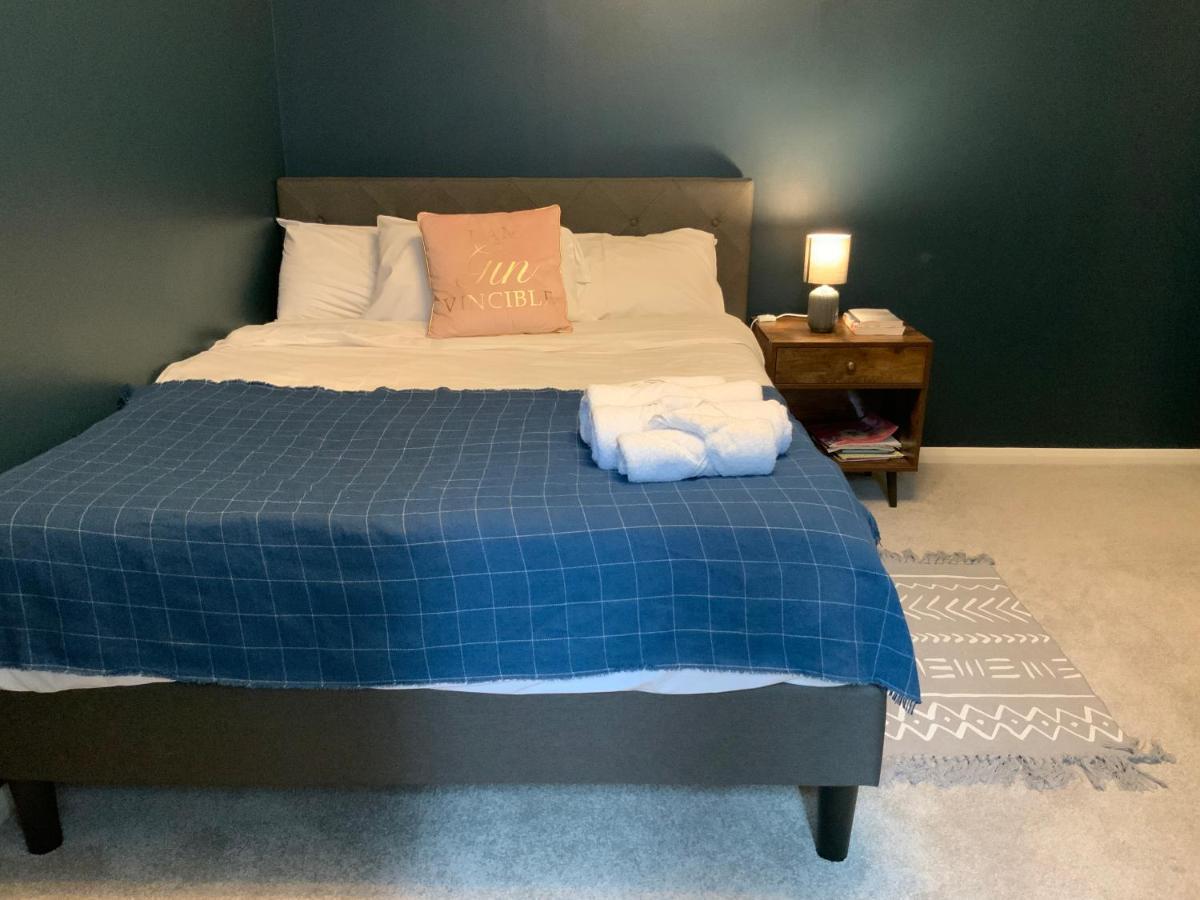 2 Bedroom Near Southfields Lejlighed