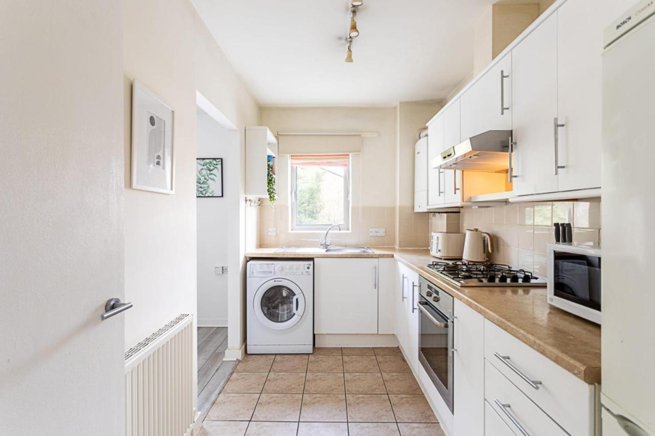 Apartment In Trendy Clapham Junction *