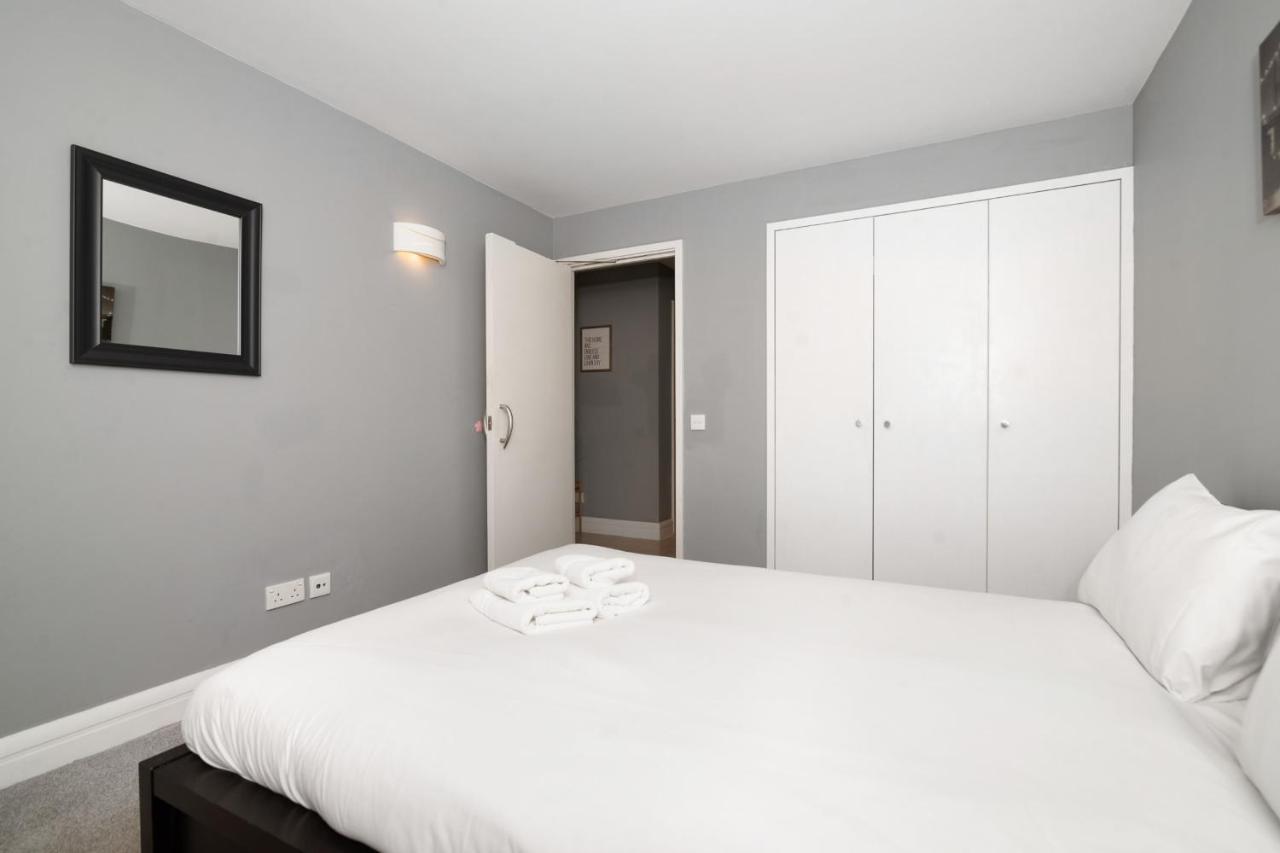 Appartamento Guestready - Modern In Earl's Court *