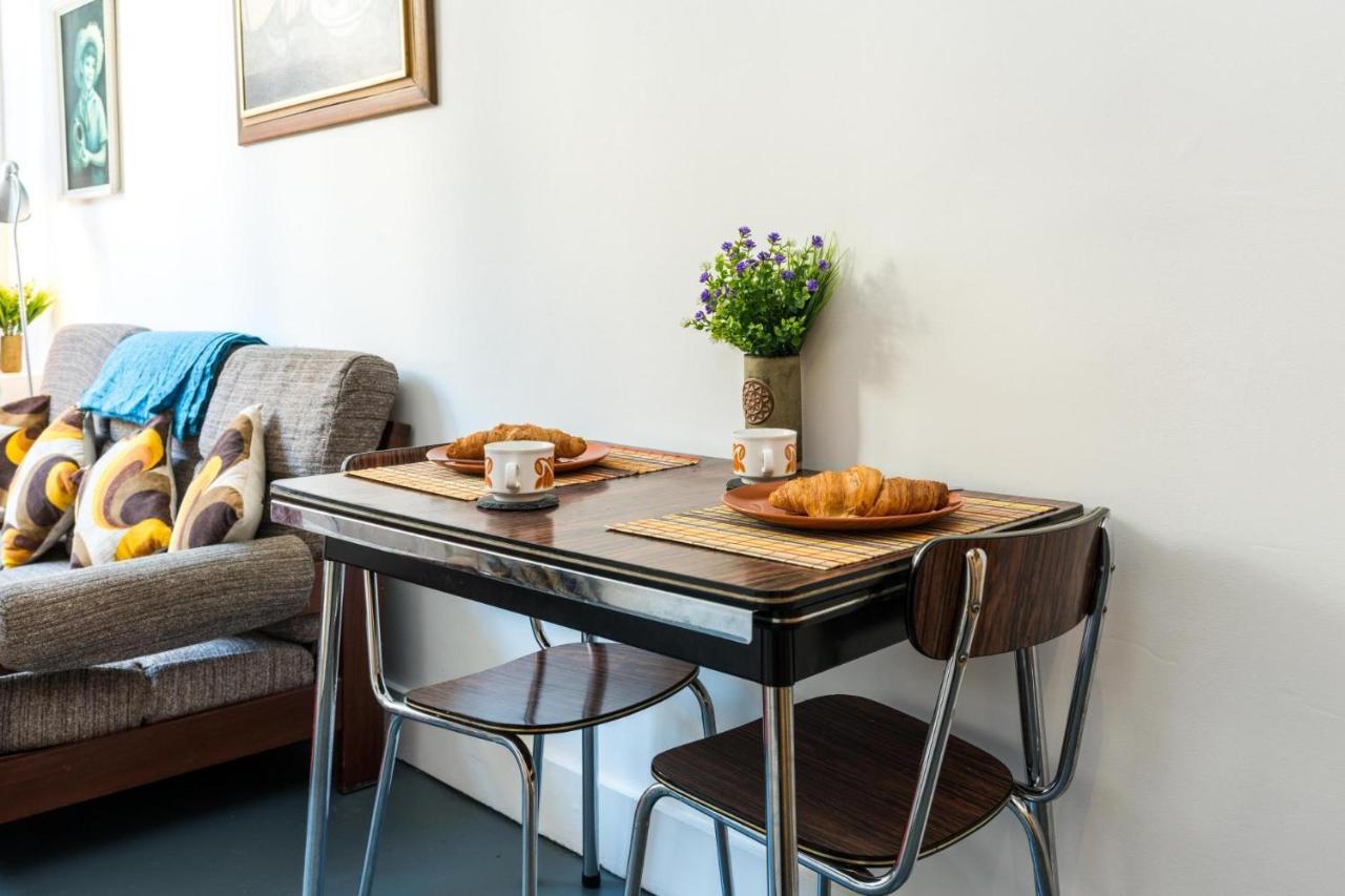 Holiday home 1 Bedroom House With An Edge In King Cross London