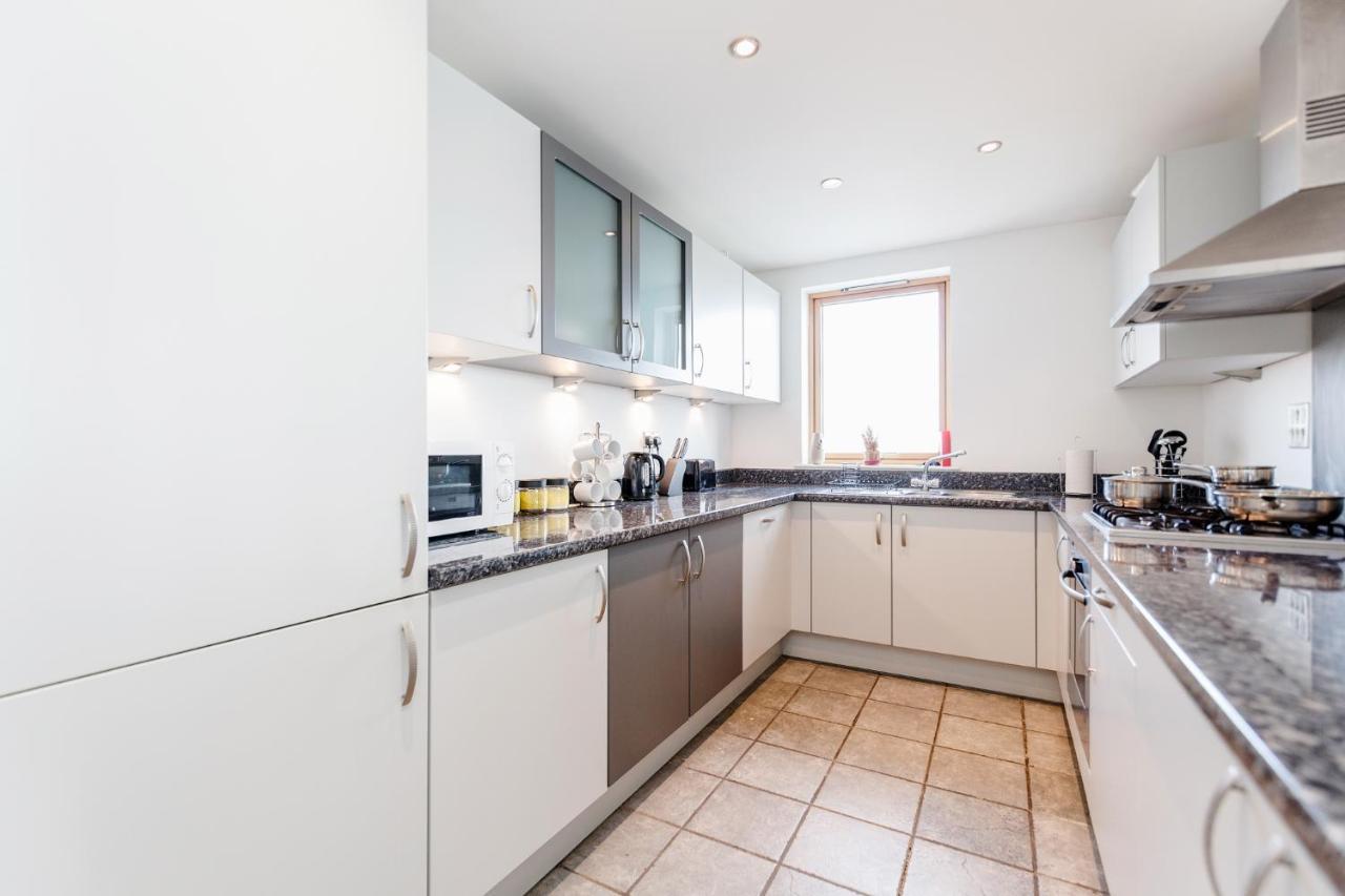 Lägenhet Premium Excel 3 & 2 Bedrooms London