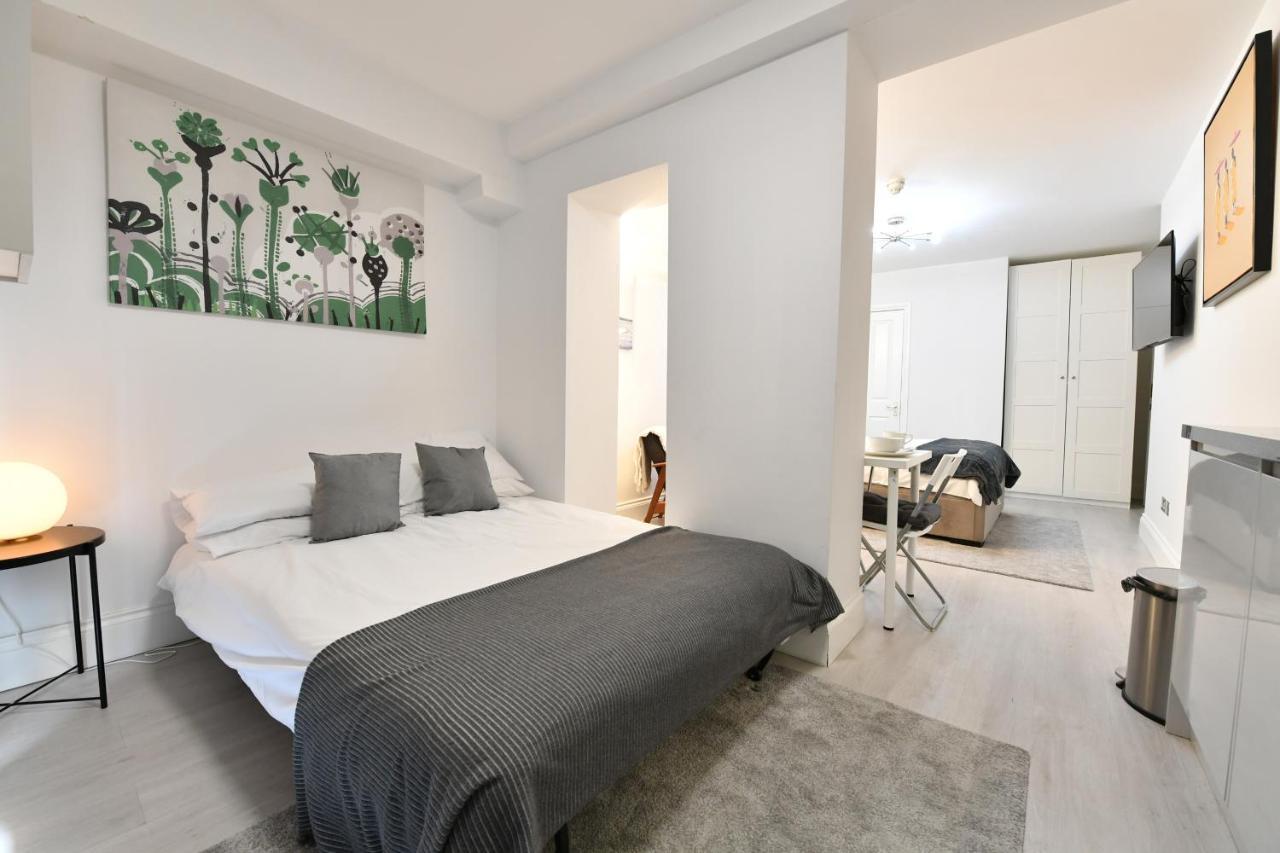 Leilighet Very Close To Line Underground Shepherds Bush And Westfield Newly Refurbished *