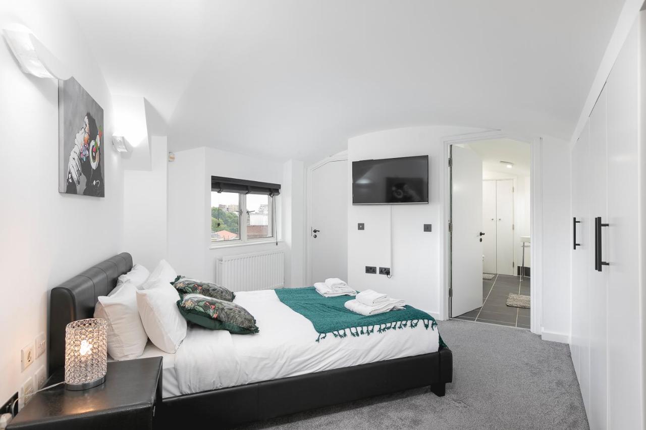 *** Luxury Duplex Penthouse *** * London