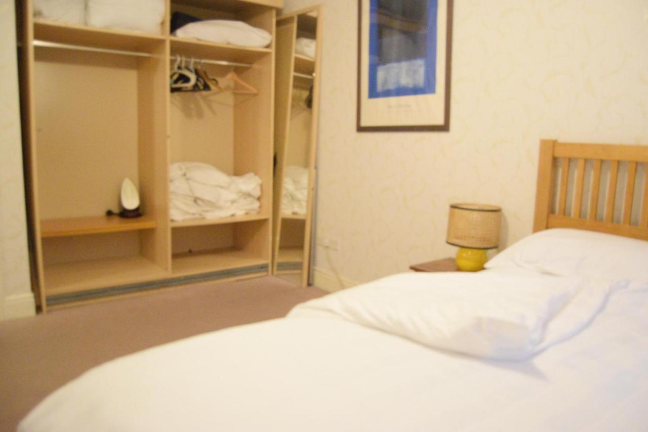 Remarkable 2-bedroom With An Ensite Apartment