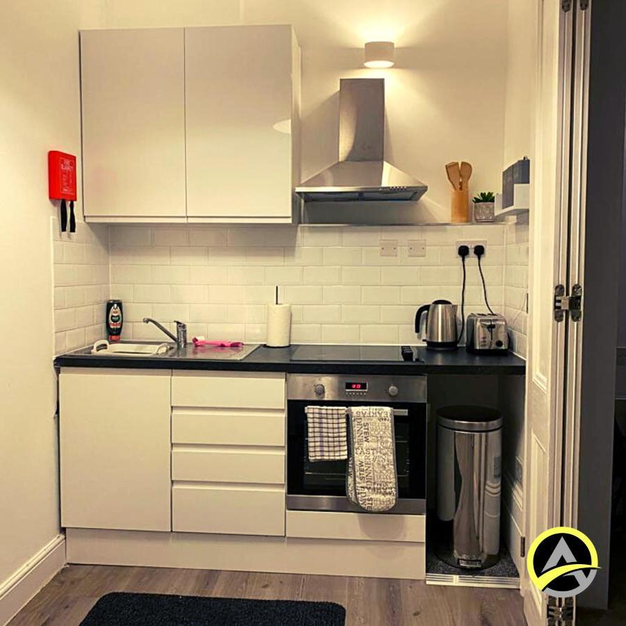 Camden Reach - Charles 2 Bedroom Apartment *