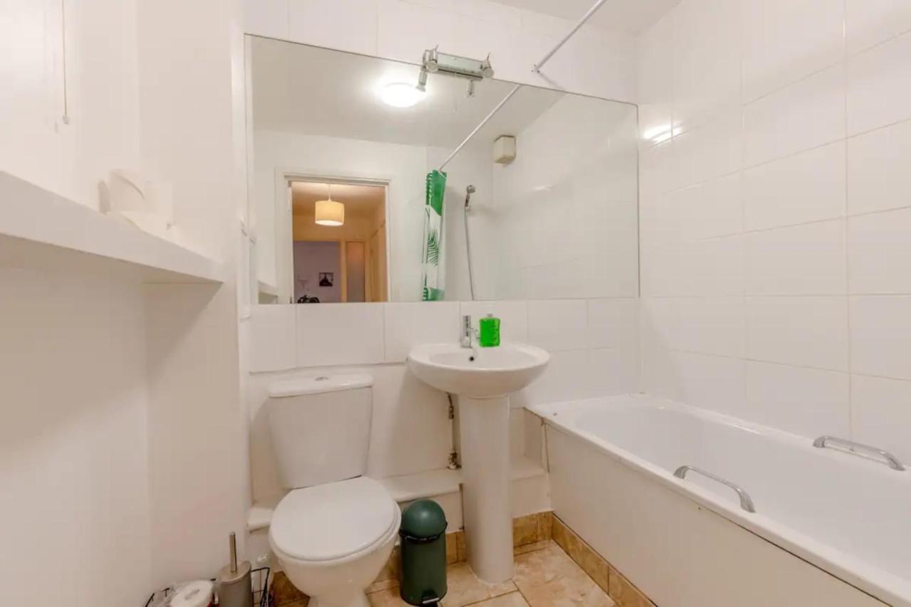 Lägenhet Spacious 1 Bed Near Shoreditch Park London