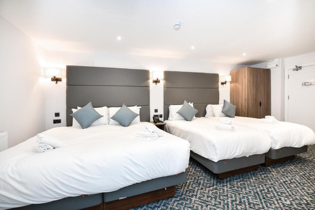 The Chapter - The J Hyde Park Hotell 3*