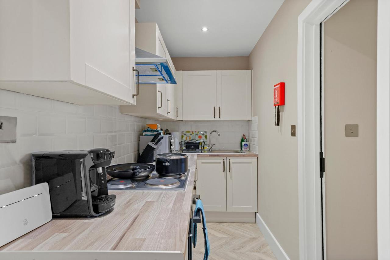 Lägenhet Cosy Heathrow - Parking - Garden London