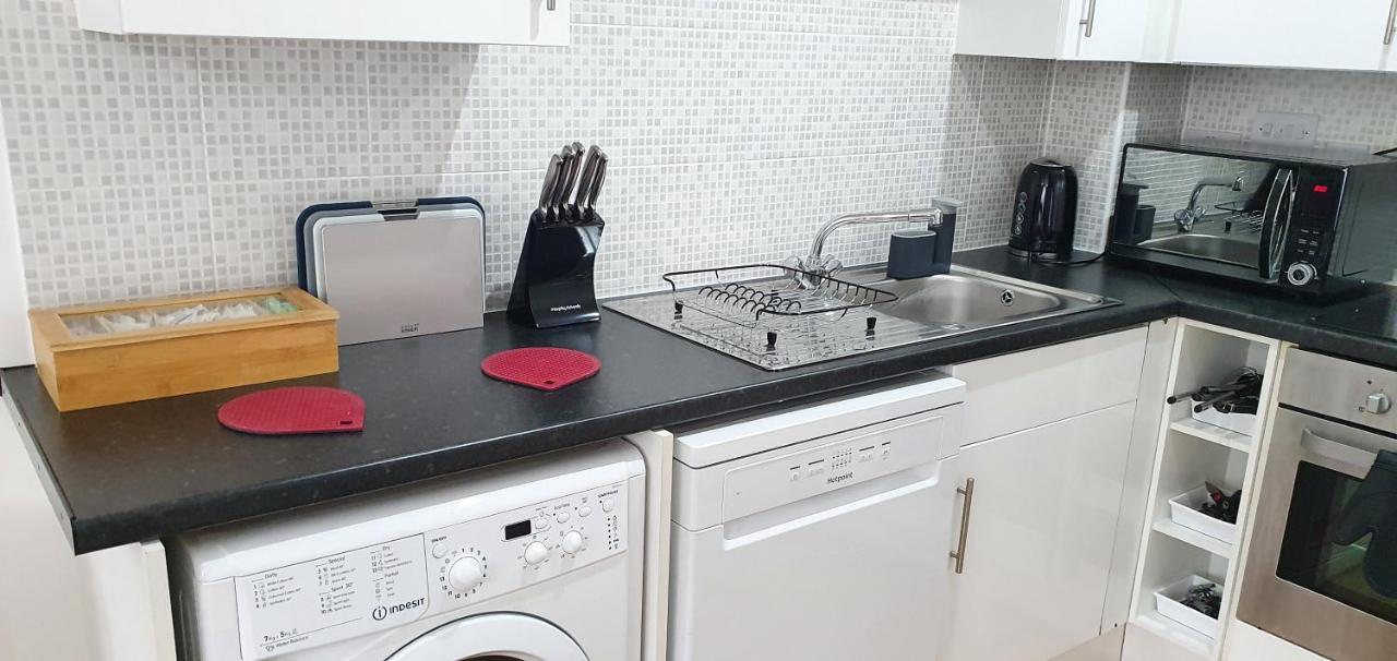 Garland Modern Apartment London