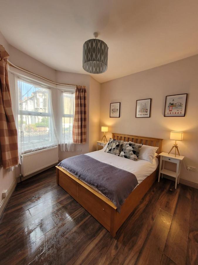 43 Kimberly Road Lägenhet