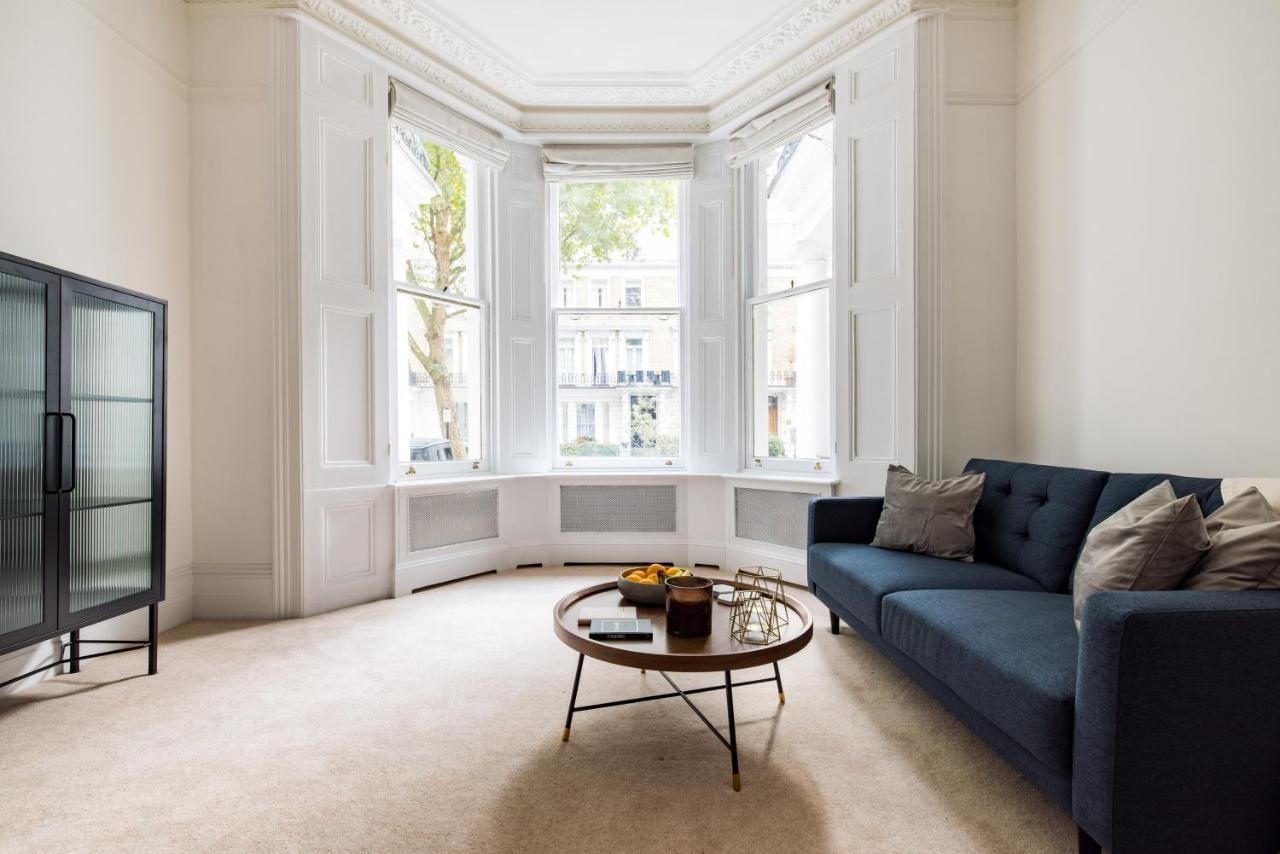 Luxury Flat Next To Harrods Leilighet London