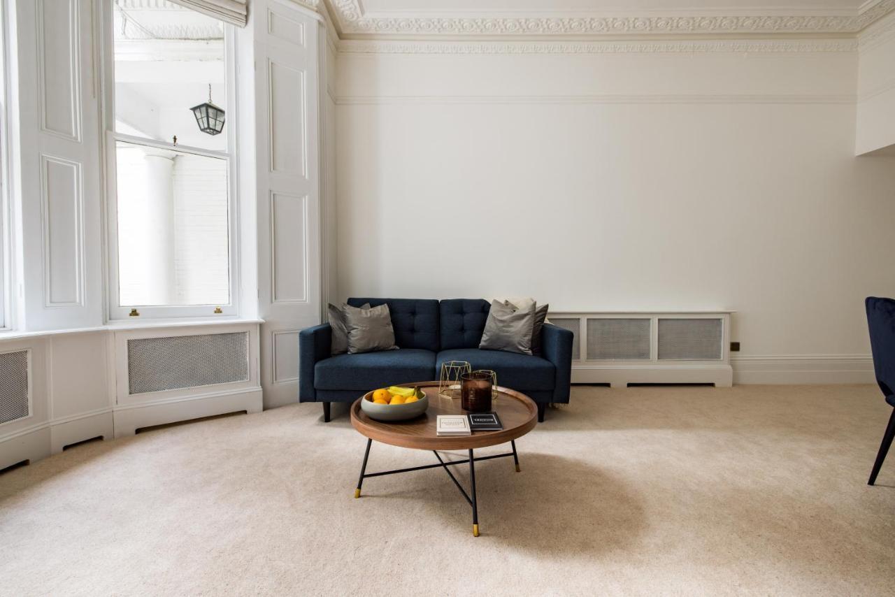 Luxury Flat Next To Harrods Leilighet