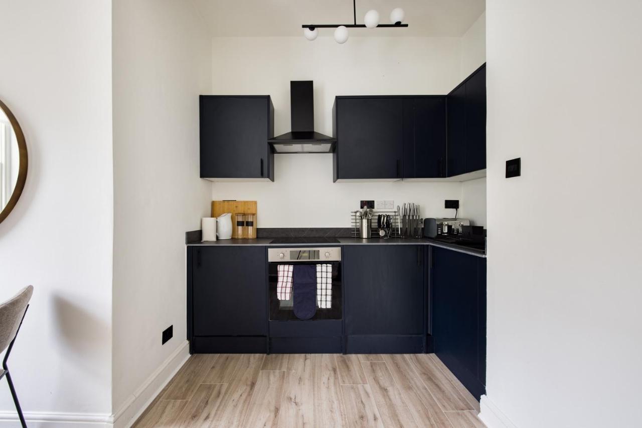 The Kensington And Chelsea Classic - Glamorous 2bdr Flat London