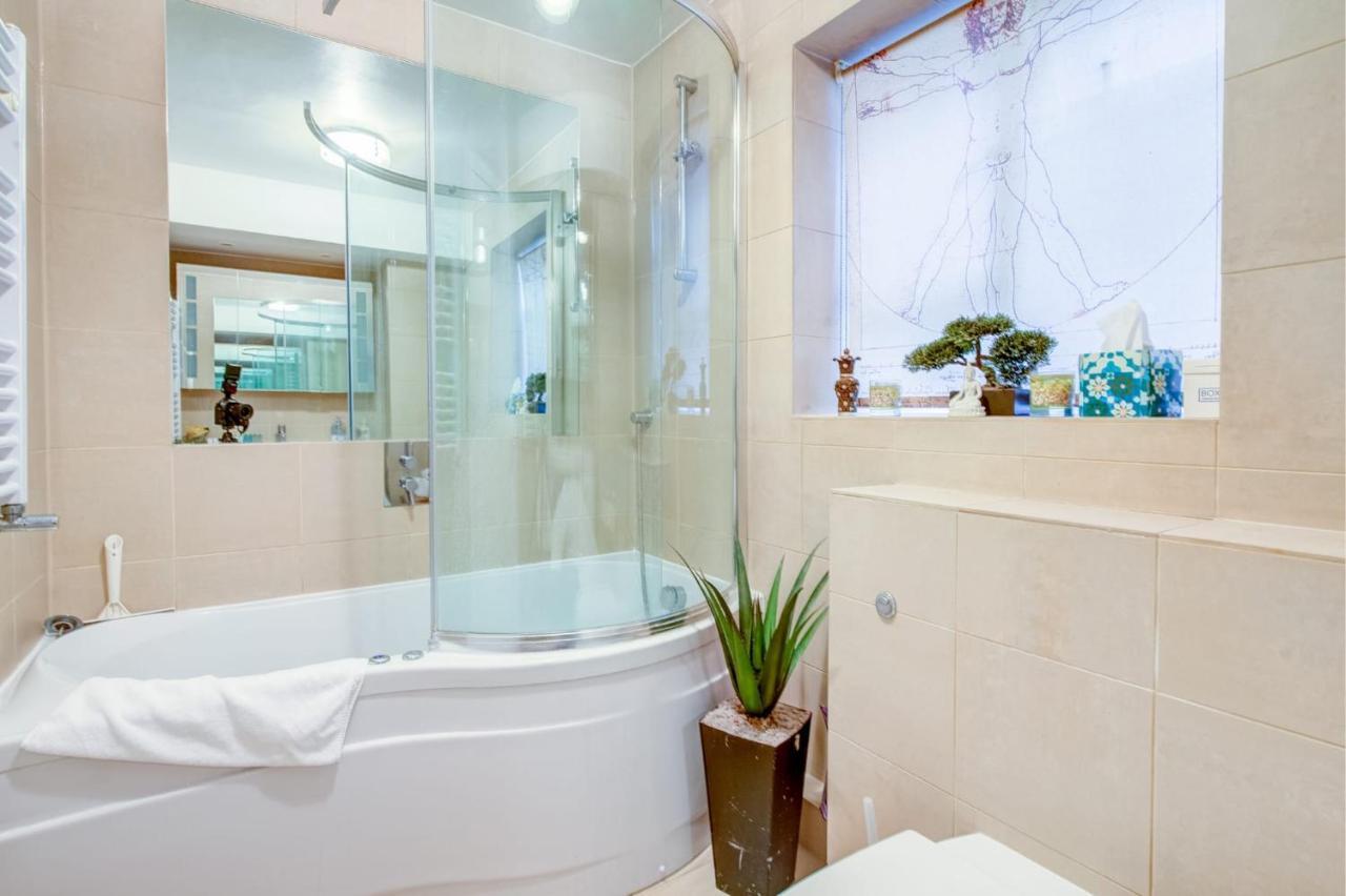 Appartement In Knightsbridge Overlooking Harrods *