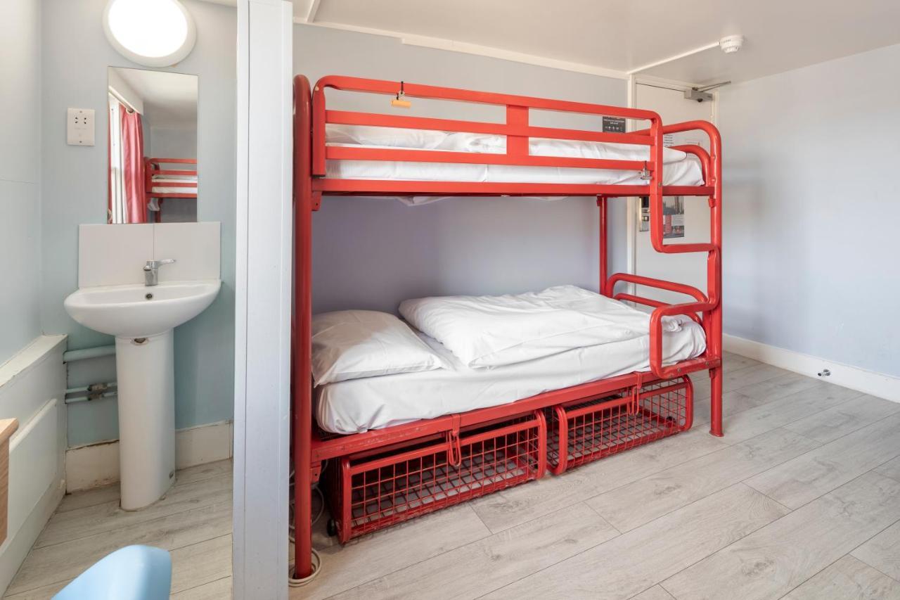 Astor Victoria Hostel London