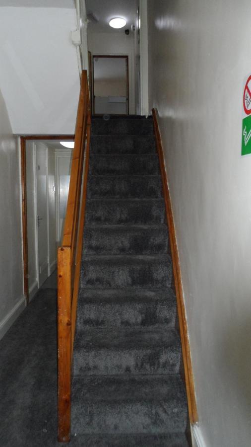Feriehus Bubblesbnb 7 Bedroom House, 16 Beds, Sleeps 22 *