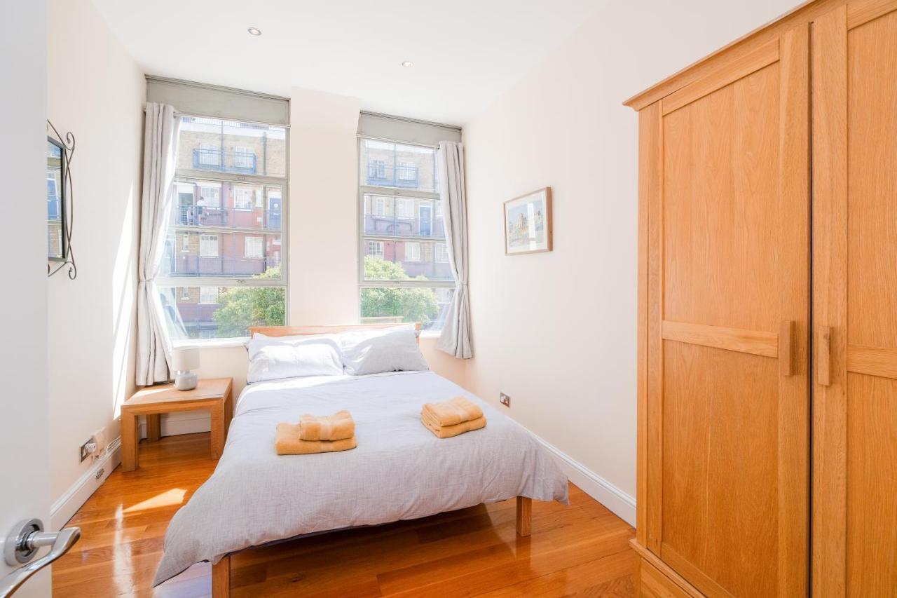 Appartamento Lovely 2 Bed Flat In Canal Side Gated Development Londra