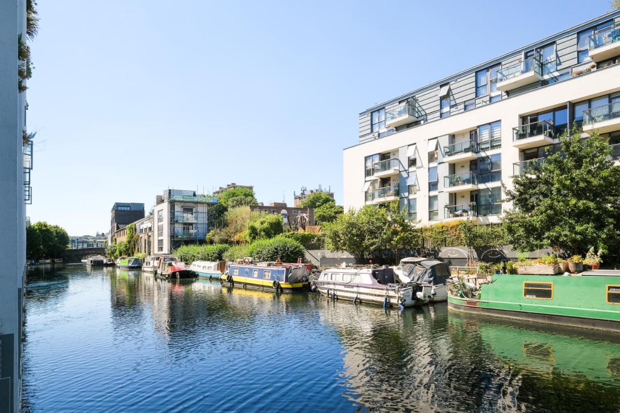 Lovely 2 Bed Flat In Canal Side Gated Development Appartement Londen