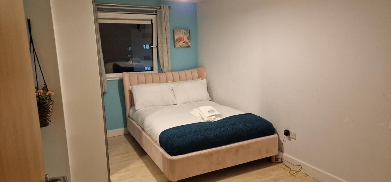 Gallions' Apartment *