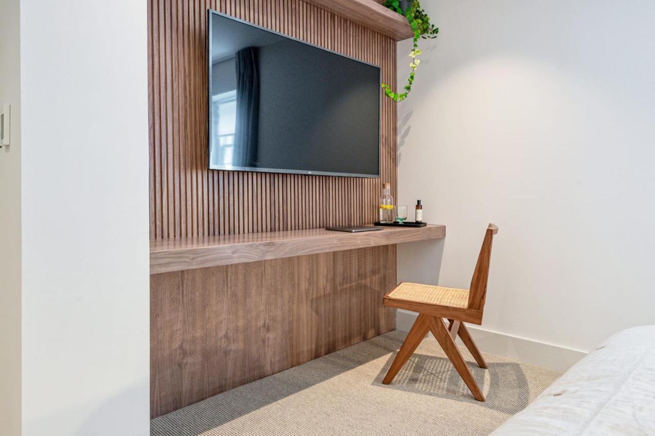 Notting Hill Gate I Apartment London