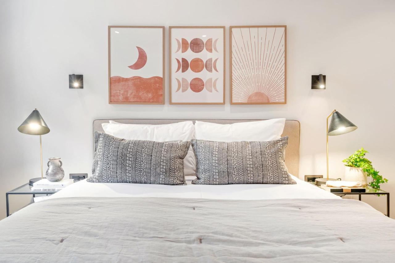Notting Hill Gate I Apartment