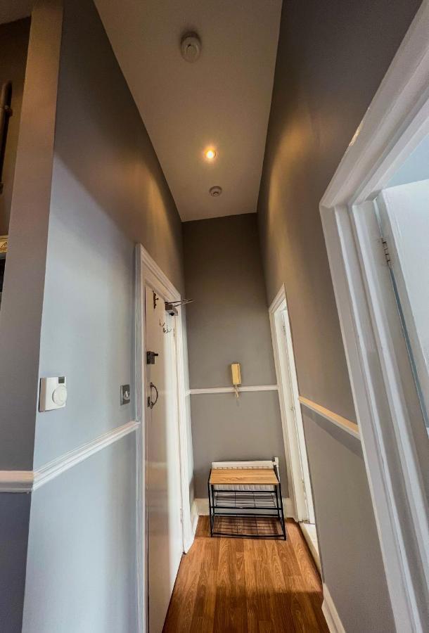 Central, Cozy Victorian Flat Next To Harrods Londen