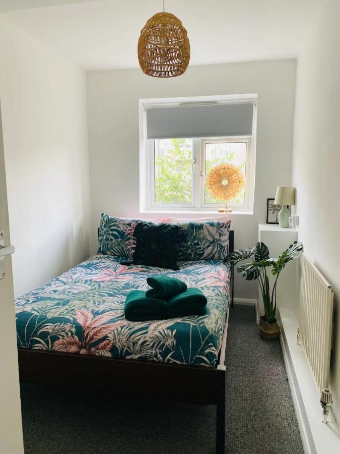 Charming Flats With Fast Wifi On The Famous Abbey Road Apartment London