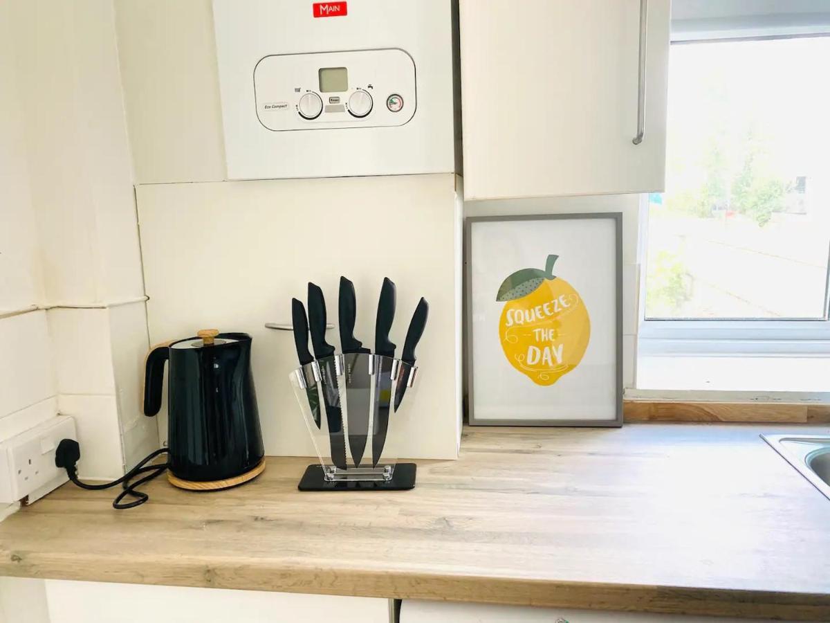 Charming Flats With Fast Wifi On The Famous Abbey Road Apartment London
