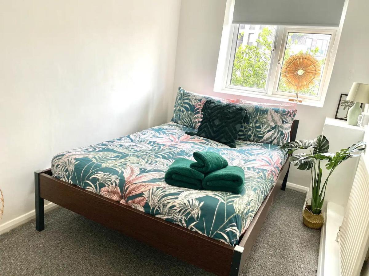 Charming Flats With Fast Wifi On The Famous Abbey Road Apartment London