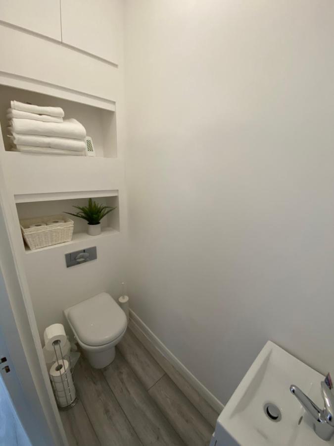 Spacious 2 Bedroom Flat In Paddington Appartamento Londra
