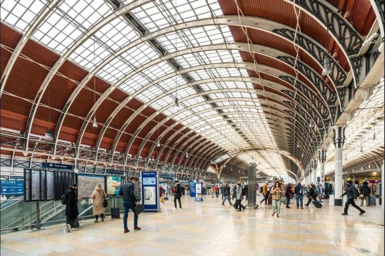 Spacious 2 Bedroom Flat In Paddington Londra