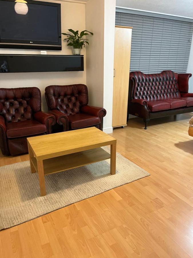 Lovely 3 Bedroom Family In Central * London