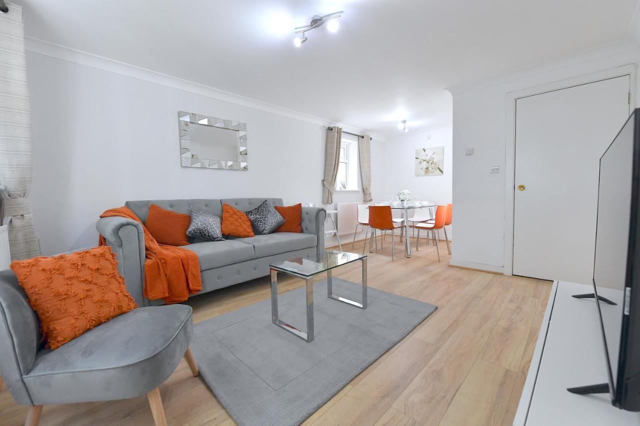 Clapham Junction - 2 Bedroom Bed & Breakfast