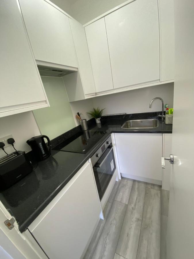 Spacious 2 Bedroom Flat In Paddington Londra