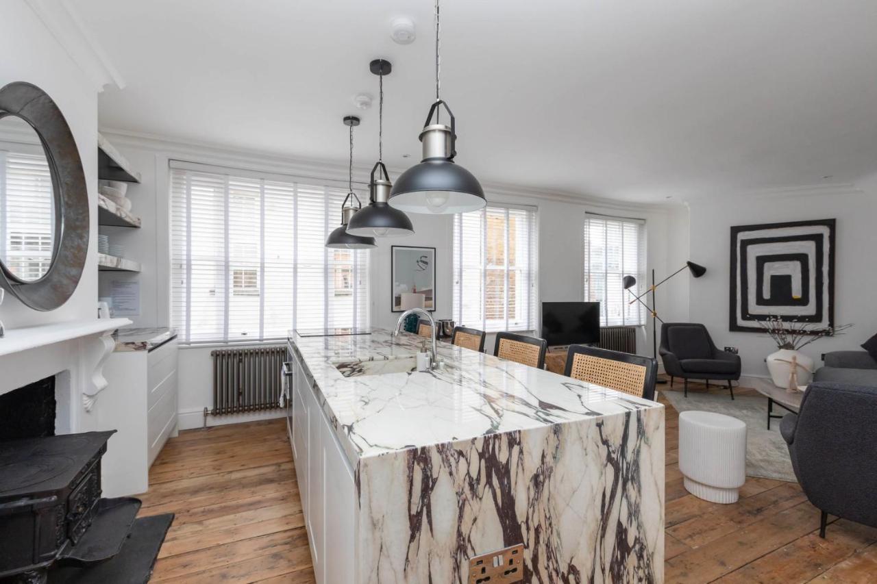 Stylish 2 Bedroom Near Oxford Street Lejlighed London