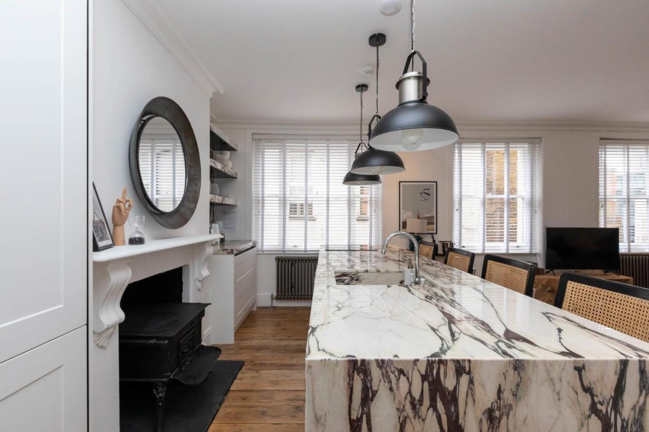 Stylish 2 Bedroom Near Oxford Street Lejlighed *