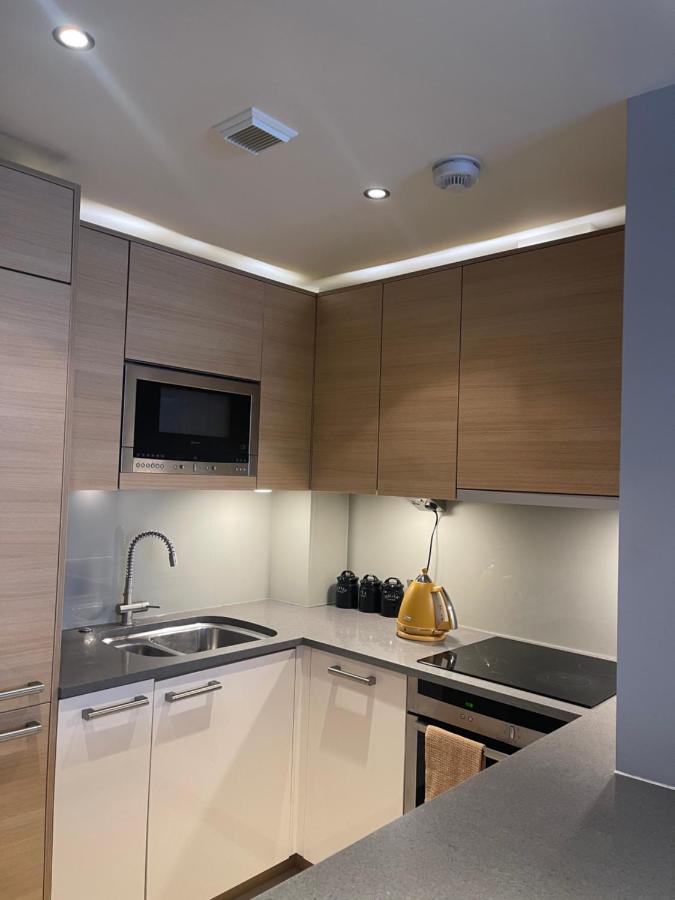 Appartement Chelsea Riverside Morden, Chic One Bed Londres