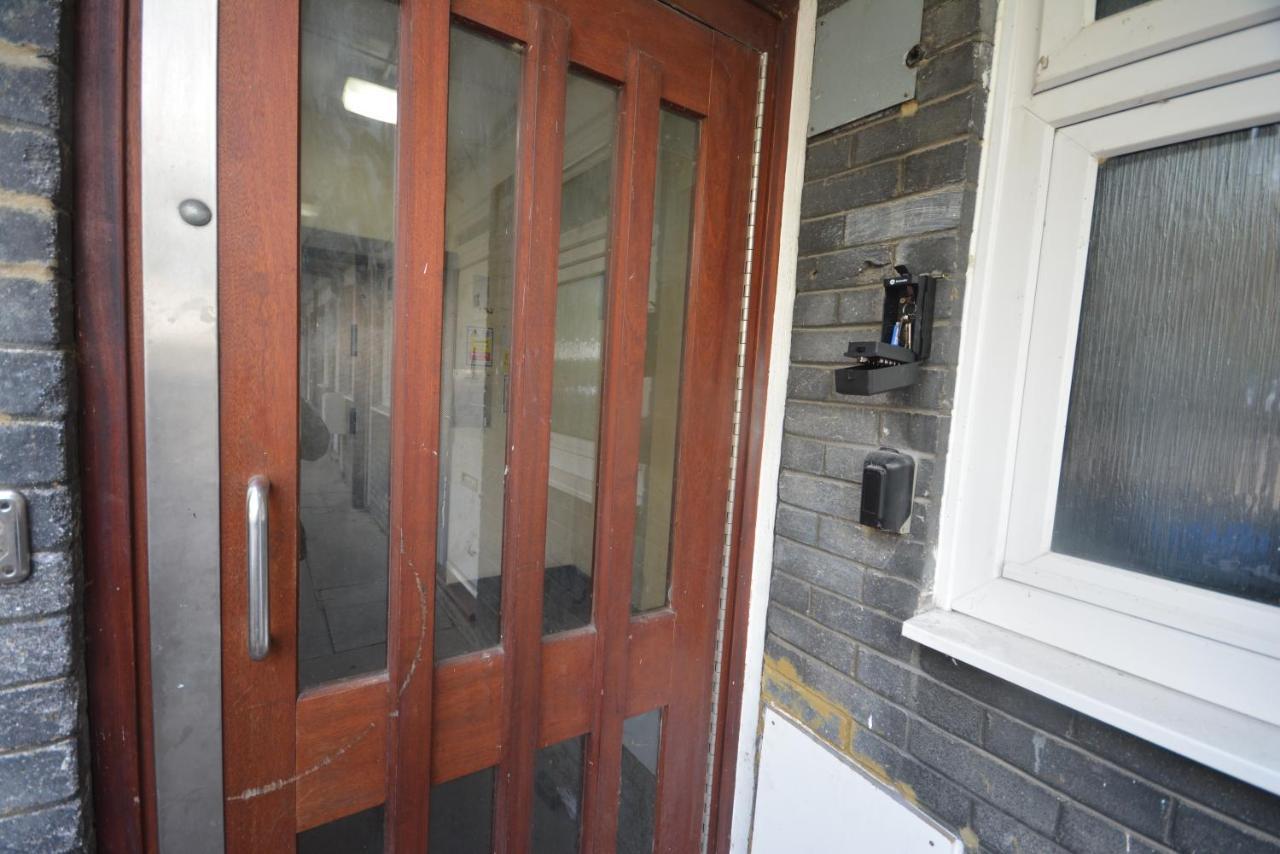Beautiful Two Bedroom Flat In Brixton Lägenhet London