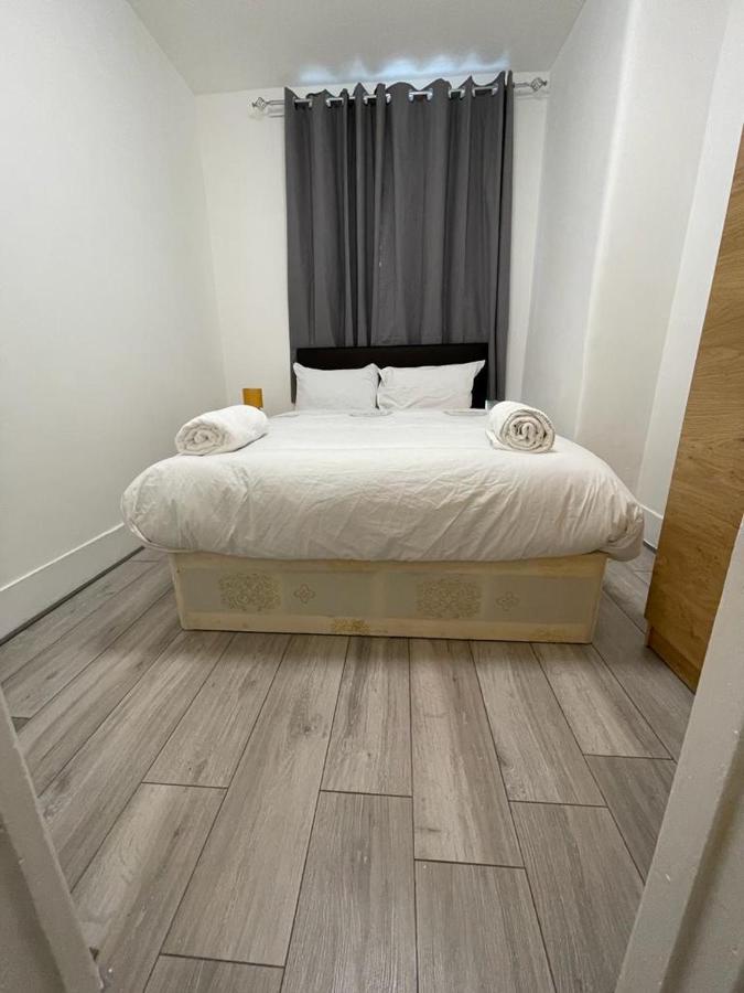 Apartment Miles Building 2 *