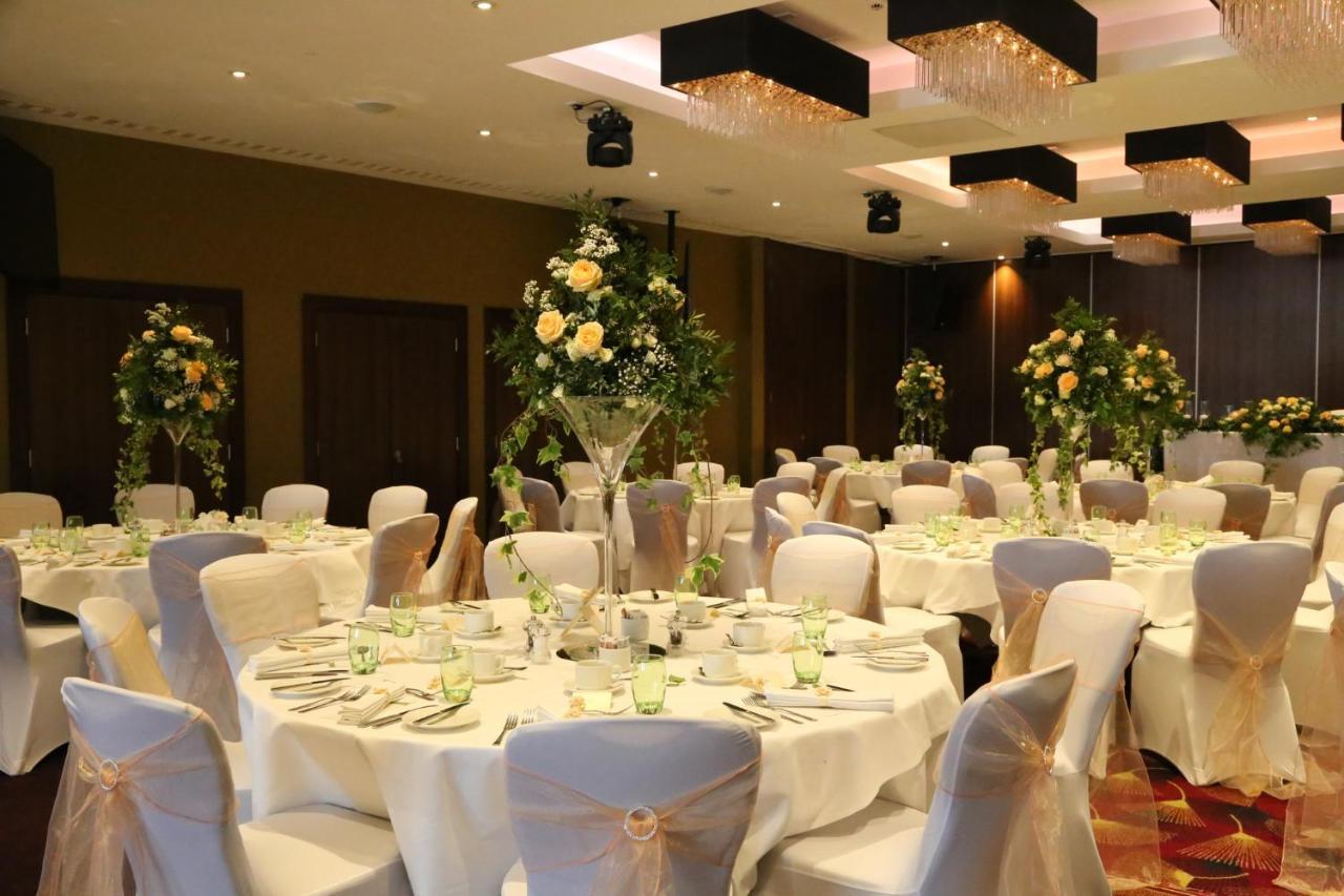 Kensington High St. By Ihg London