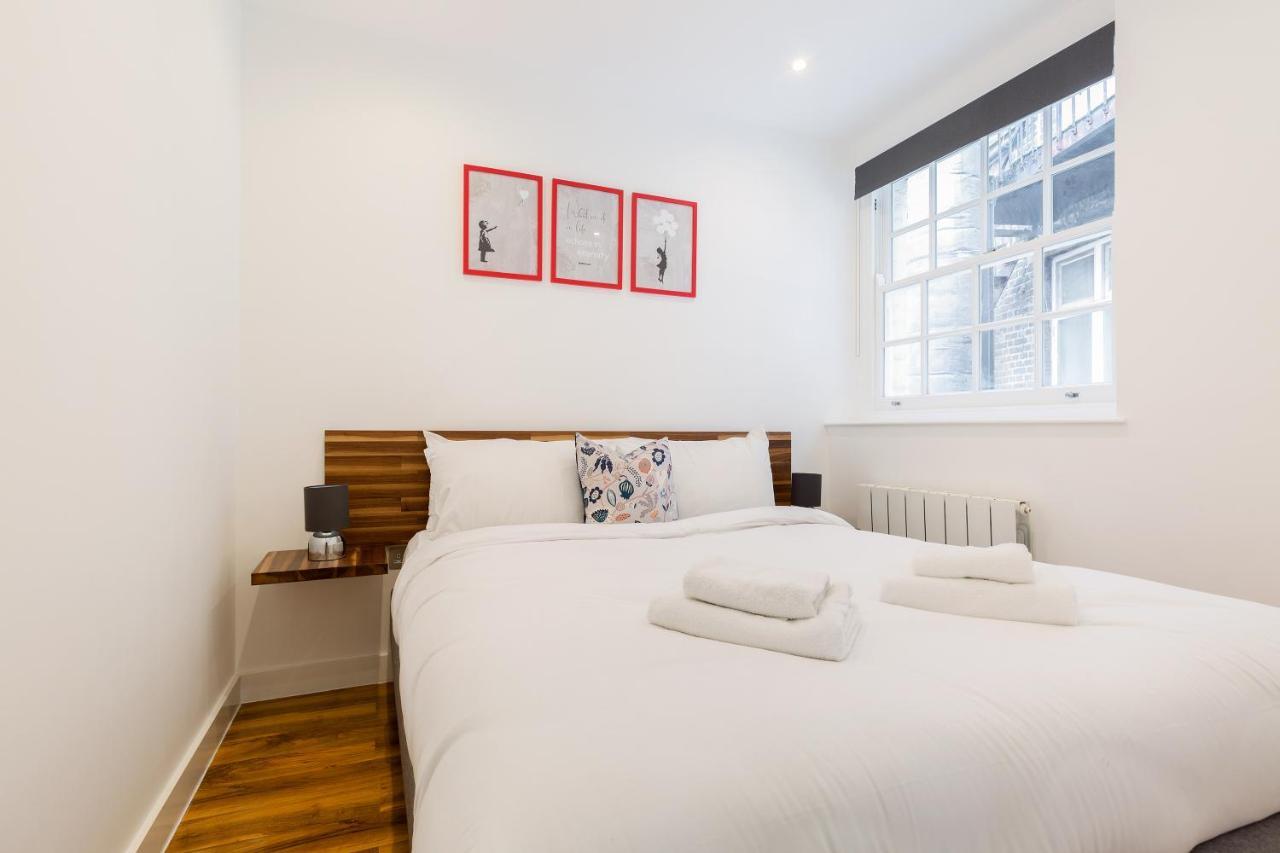Spacious 4 Bedrooms Flat In New Oxford Street
