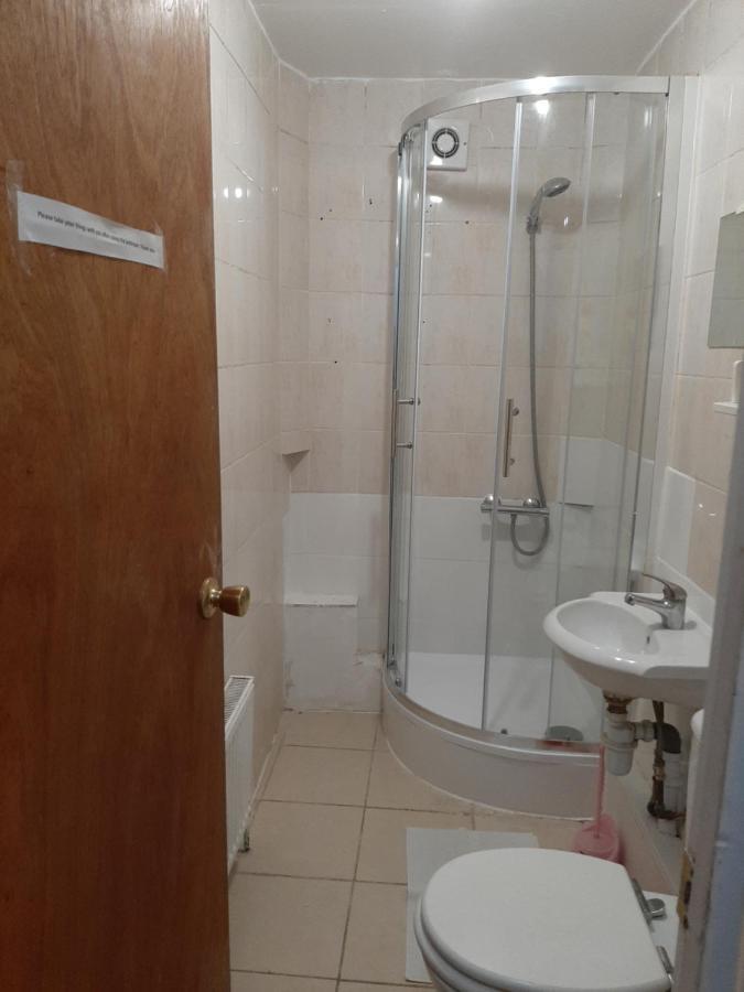 Homestay Single Bedroom With Wifi Off Bricklane 3 London