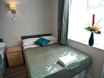 Comfotel Blu 3* London