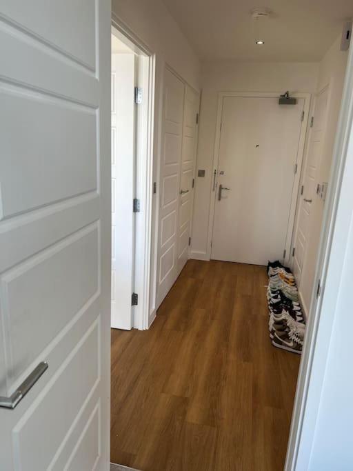 Lägenhet Modern 1-bedroom In Docklands