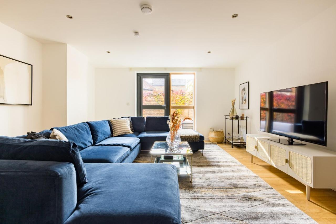 The Clapham Dream - Captivating 3bdr With Garden & Parking Appartement Londres